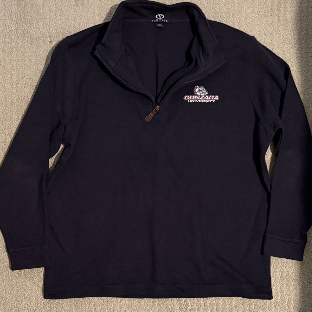 NWOT Men’s Gonzaga University Vantage 1/4 Zip Sweatshirt.  Size Large.